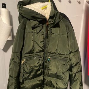 Juicy Couture Green Army Puffer Jacket